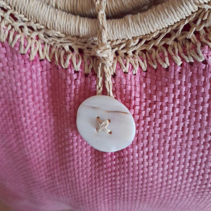 Saco rosa em ráfia