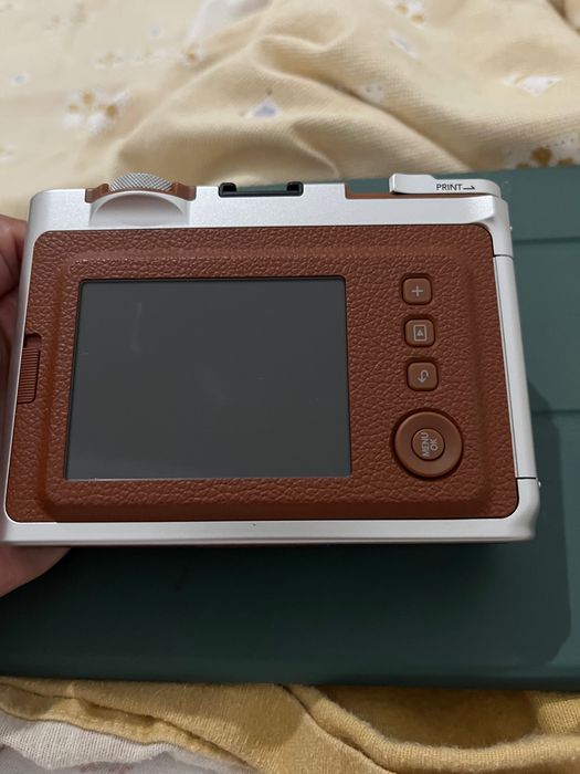 Compra de uma câmara instax mini evo