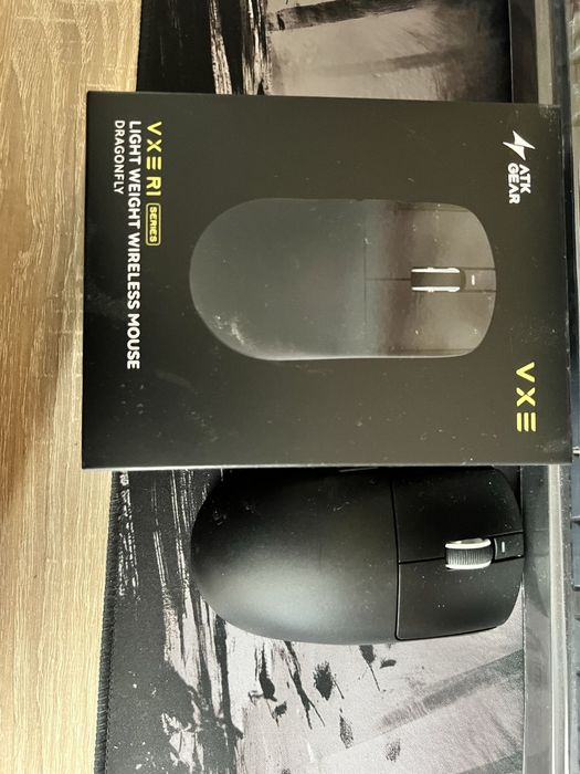 Продаю мишку Vxe r1 Se+