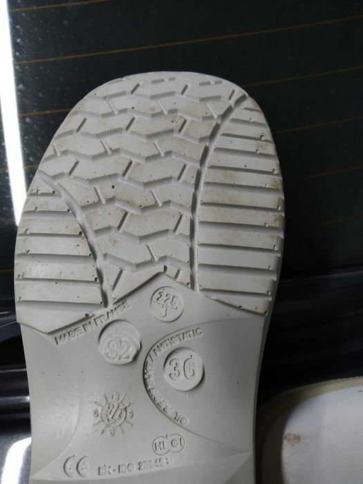 sapatos hospital/segurança 36
