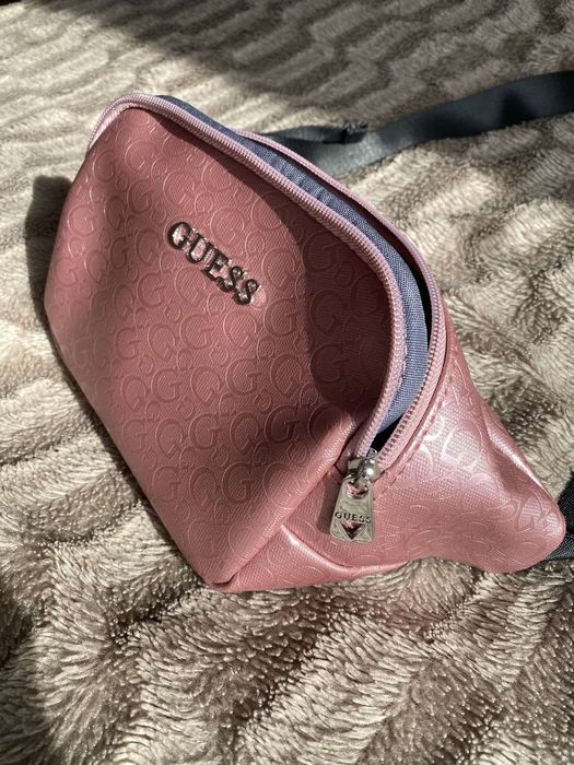 Сумка бананка Guess