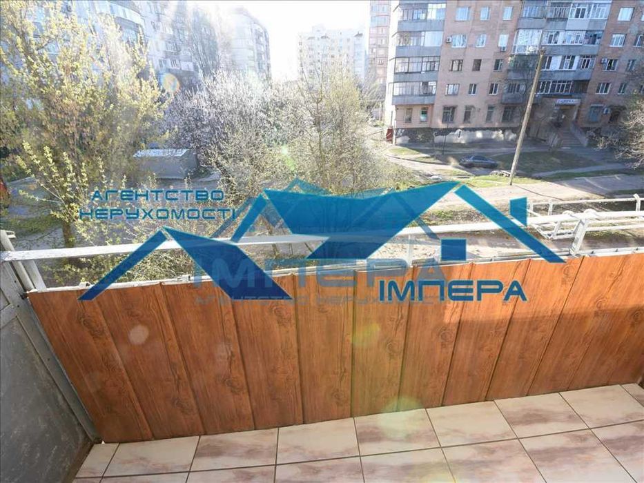 1 - кімнатна квартира р-н 5-ї  школи  Центр