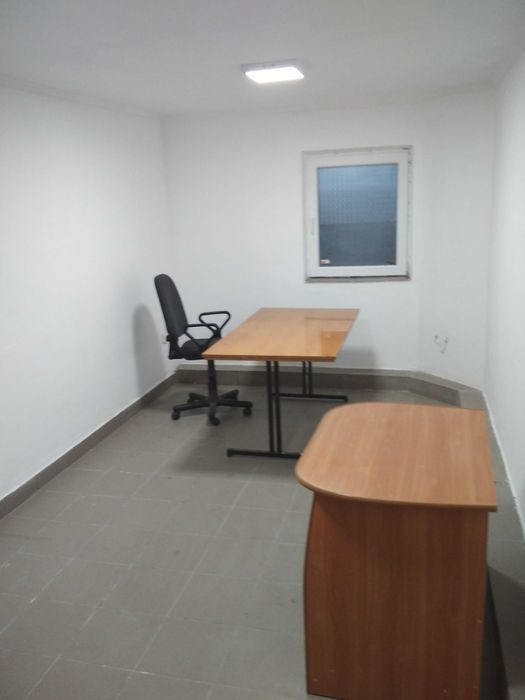 Складські приміщення від 15 до 150 м². Зберігання та логістика.
