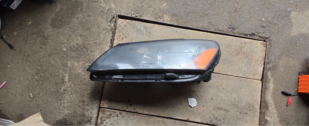 Фара ліва Volkswagen passat b7 пассат б7