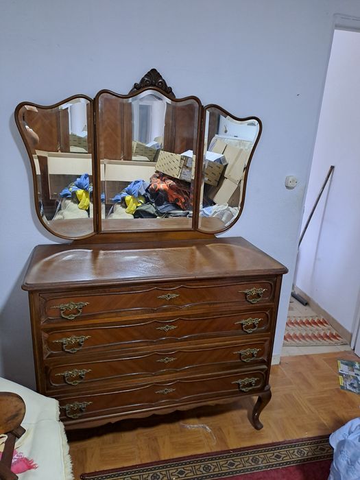 Móveis usados antigos