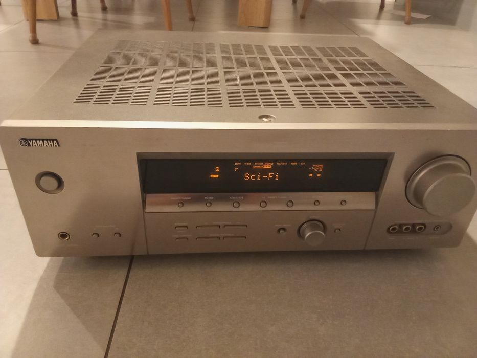Wzmacniacz Yamaha RX-V459