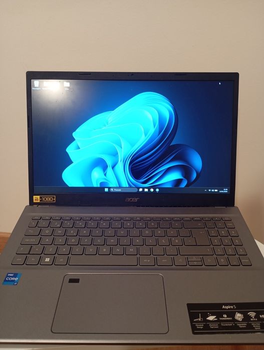 Portátil Acer Aspire 5
