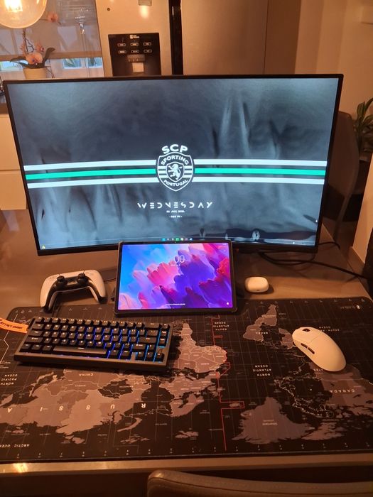 Monitor Curvo MSI MAG VA 31.5" 180Hz