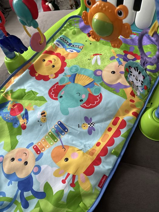 Розвивальний музичний килимок Fisher-Price Kick & Play Piano Gym