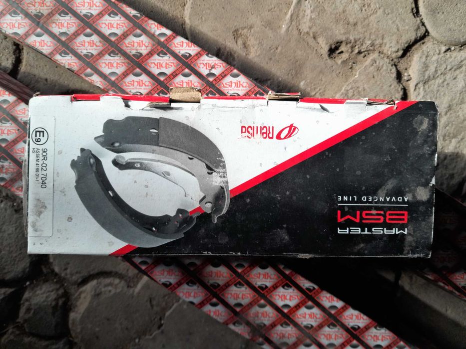 Гальмівні колодки Renault Laguna 1