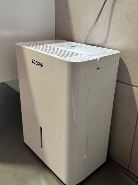 Desumidificador Becker 10L