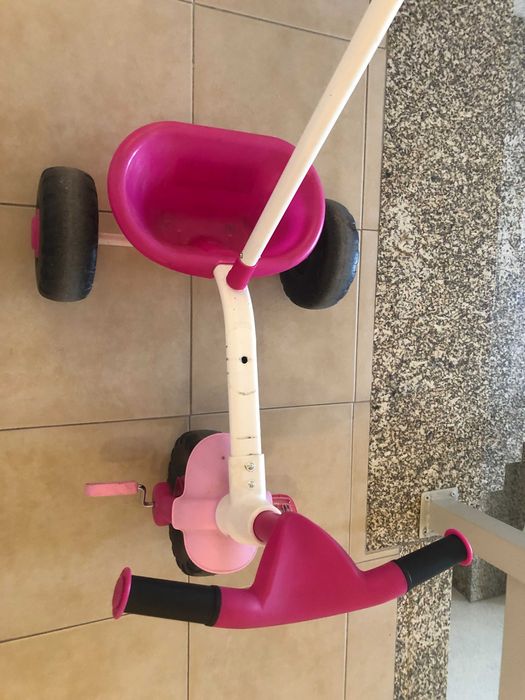 Triciclo bebé em perfeito estado