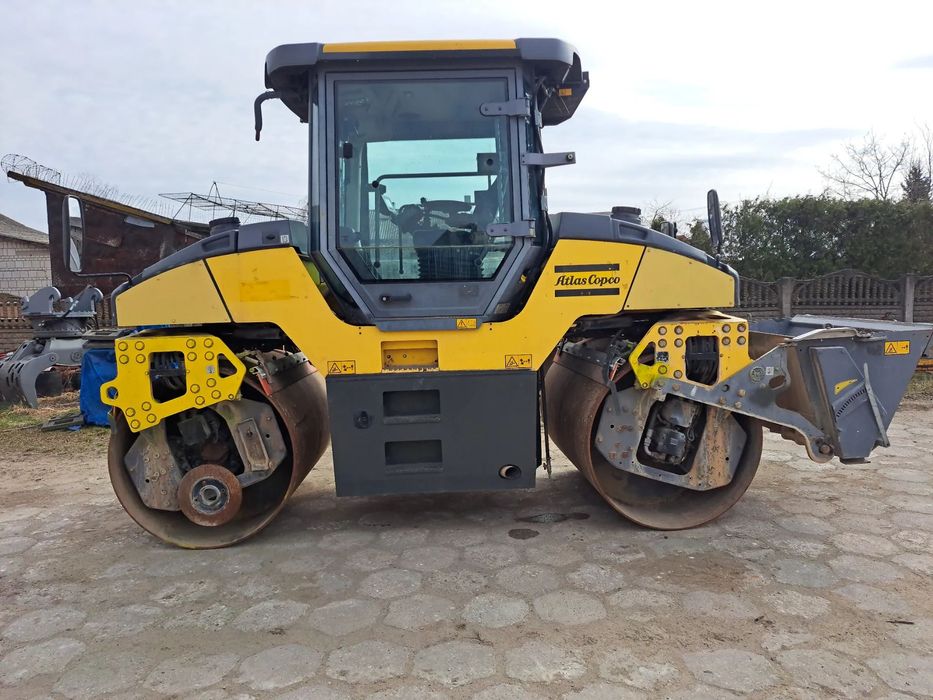 Dynapac CG2300  Dynapac CG 2300