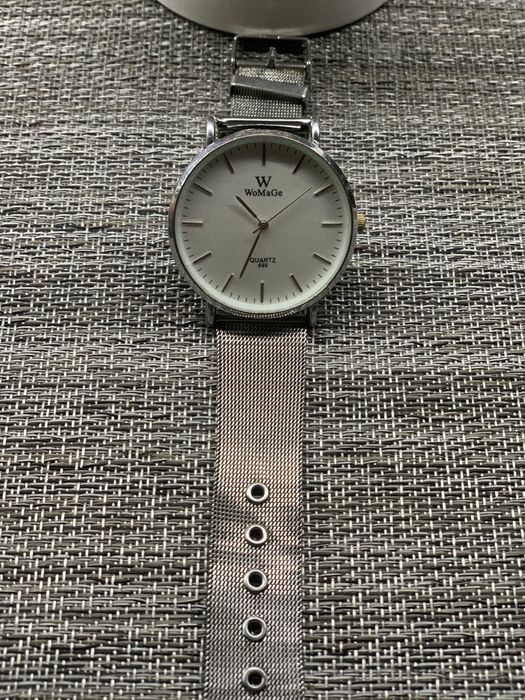 Zegarek damski na bransolecie