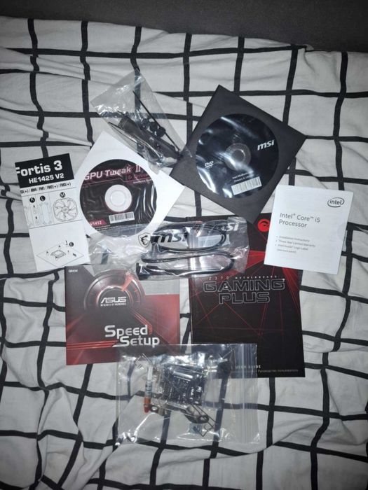 Komputer GENESIS, cały osprzęt, kompletny, jak nowy!