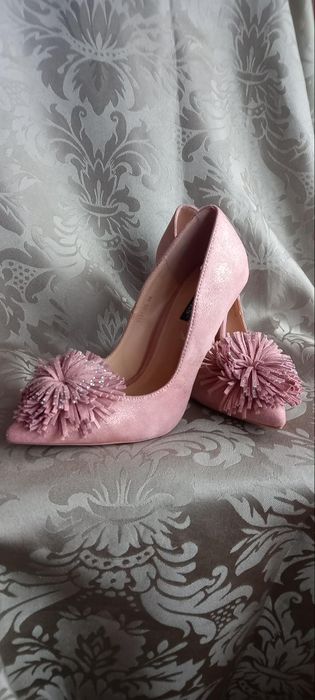 Buty damskie na szpice vices 38