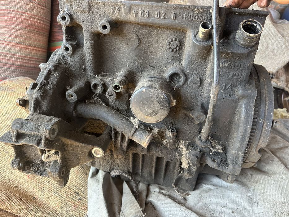 Блок двигуна кенго 1.9d f8t f8q