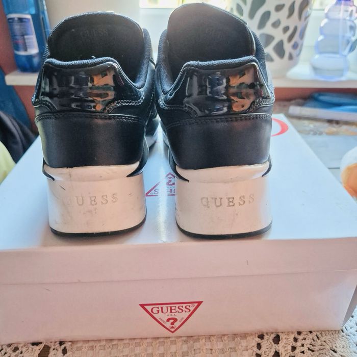 Buty guess jak nowe