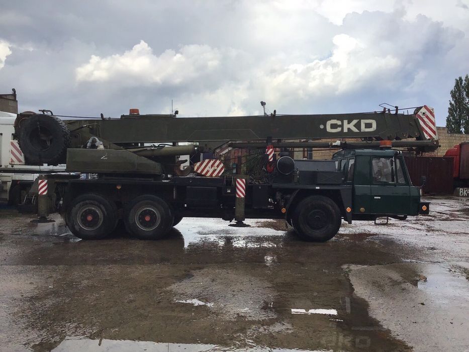 Послуги автокран 28 тон.