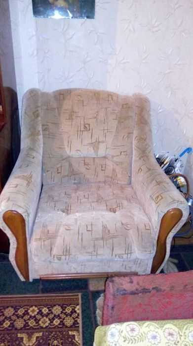 Продається розкладне крісло  б/у