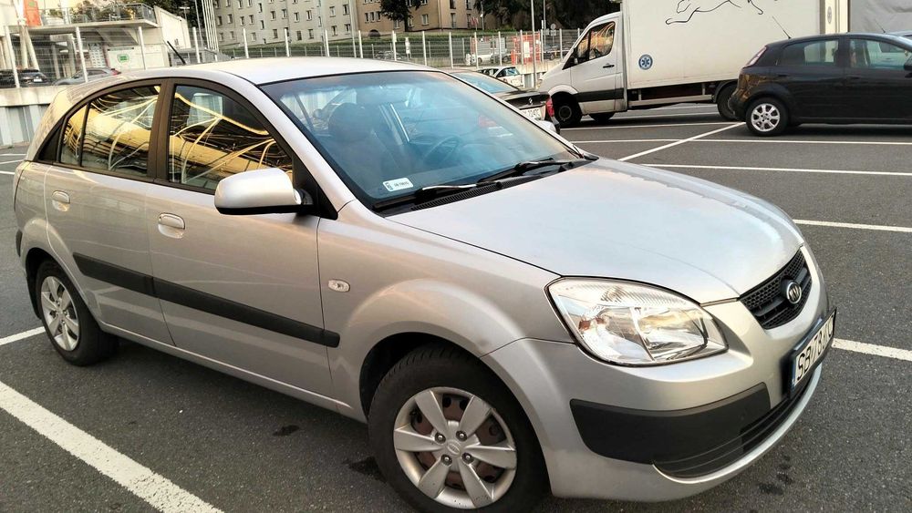Sprzedam Kia Rio 2008 benzyna
