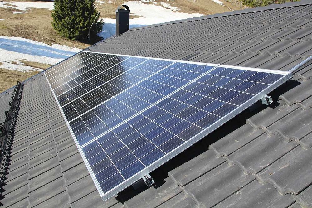 Монтаж сонячних панелей та підключення електростанцій краща цiна СЕС