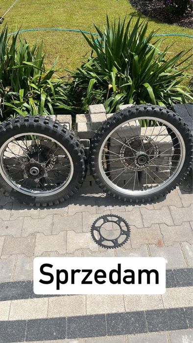 Sprzedam kola enduro 21/18 z tarczami i zebatkami