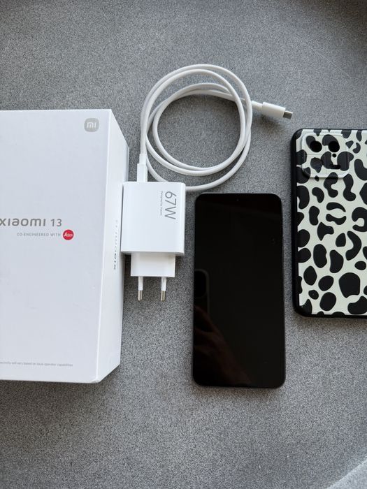 Xiaomi 13 5G 256GB – Como Novo