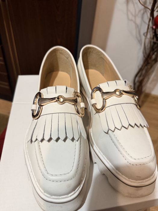 Loafersy białe Badura rozm 39