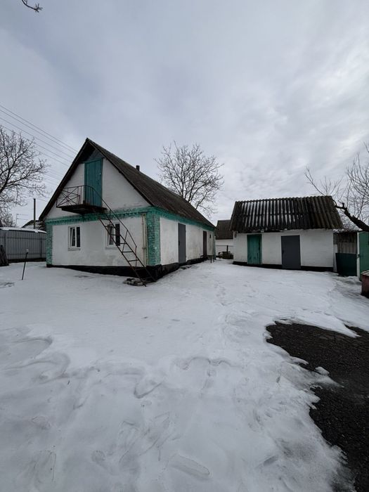 Затишний будинок 78 м² з великою ділянкою 30 соток у с. Безугляки