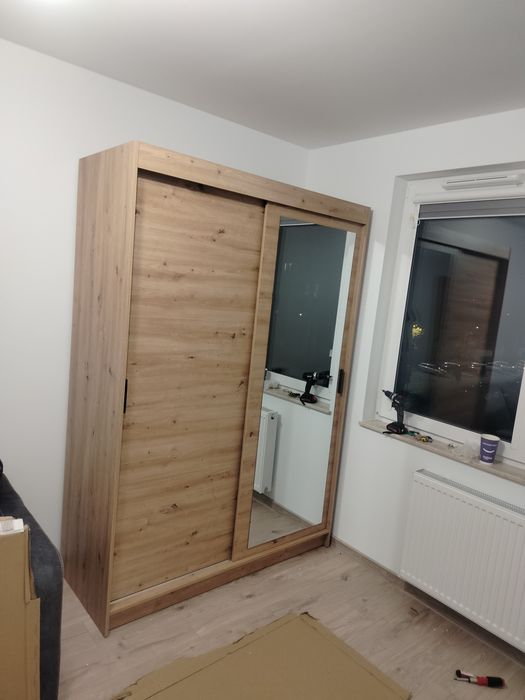 Skręcanie montaż mebli łóżek  szafek  szaf komody Kraków