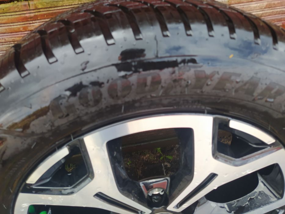 Felgi koła Dacia Duster 215/60 r17
