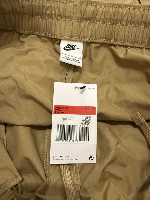 Nike Sportswear Everything Wovens женская Mid-Rise Cargo Pants. Разм L