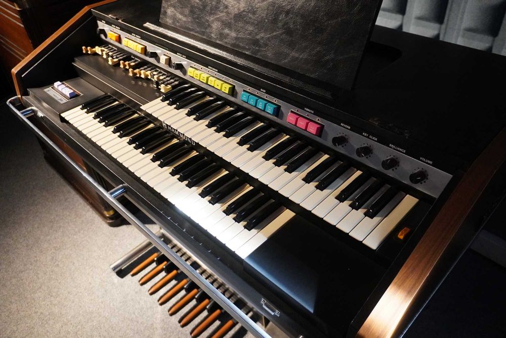Technics, Hammond Organs and Leslie Speakers64174416685185123