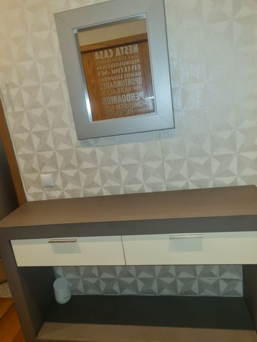 Consola entrada com duas gavetas