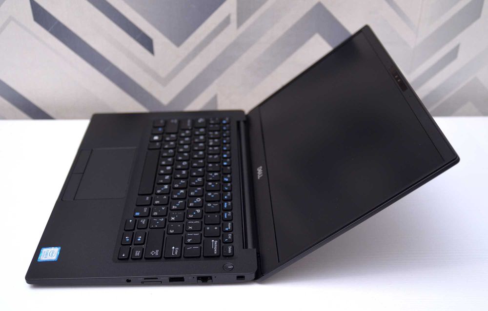 Dell latitude 7390/ i5-8350U/ 8/16 RAM/ 256/512 SSD/ 13.3 FHD/ Ноутюук