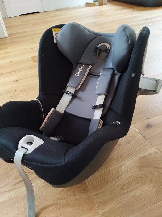 NFoteliki samochodowe Cybex Atom M komplet