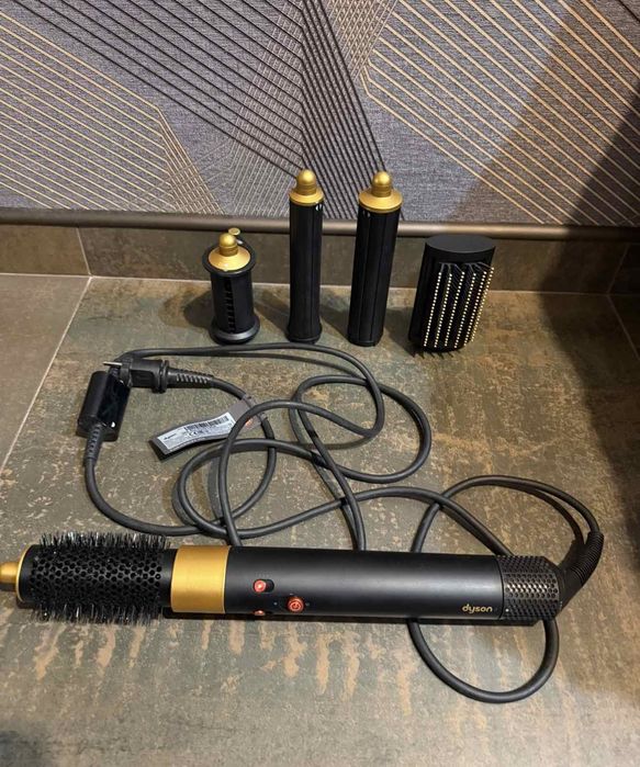 Фен Dyson HS05 1300w