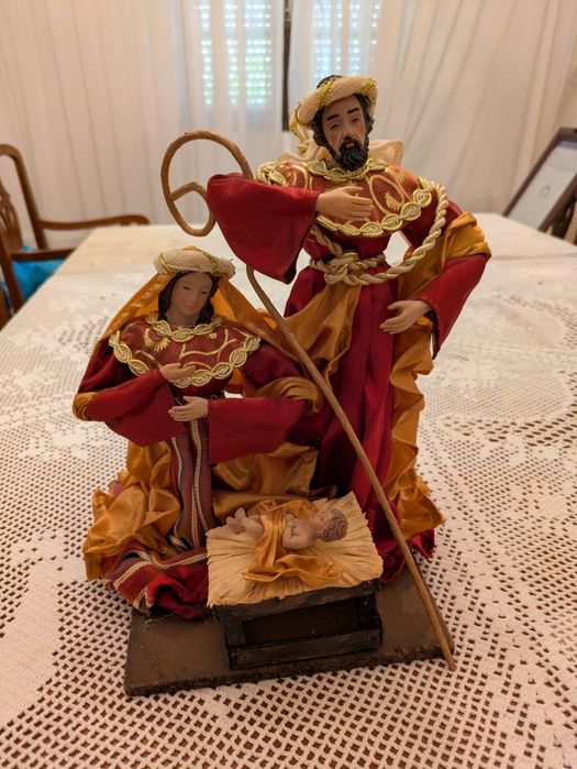 Vários artigos religiosos