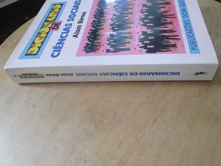 Dicionário de Ciências Sociais, de Alain Birou