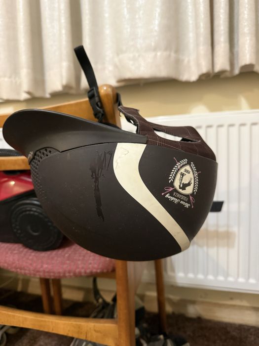 Kask fouganza 55-57cm