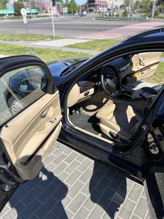 Продам BMW 3 Series , E 91