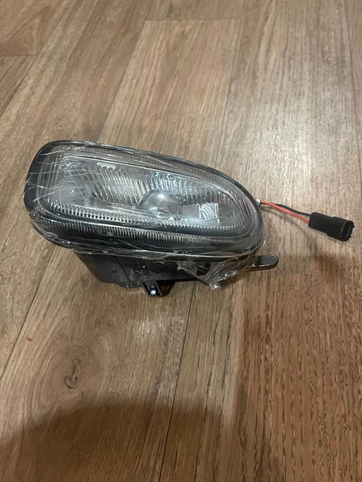 Ниссан Альмера противотуманная фара 2000-2002 г N 16