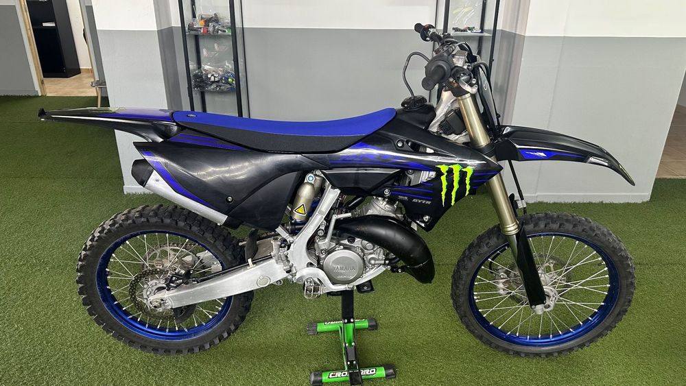 Yamaha YZ  Monster energy