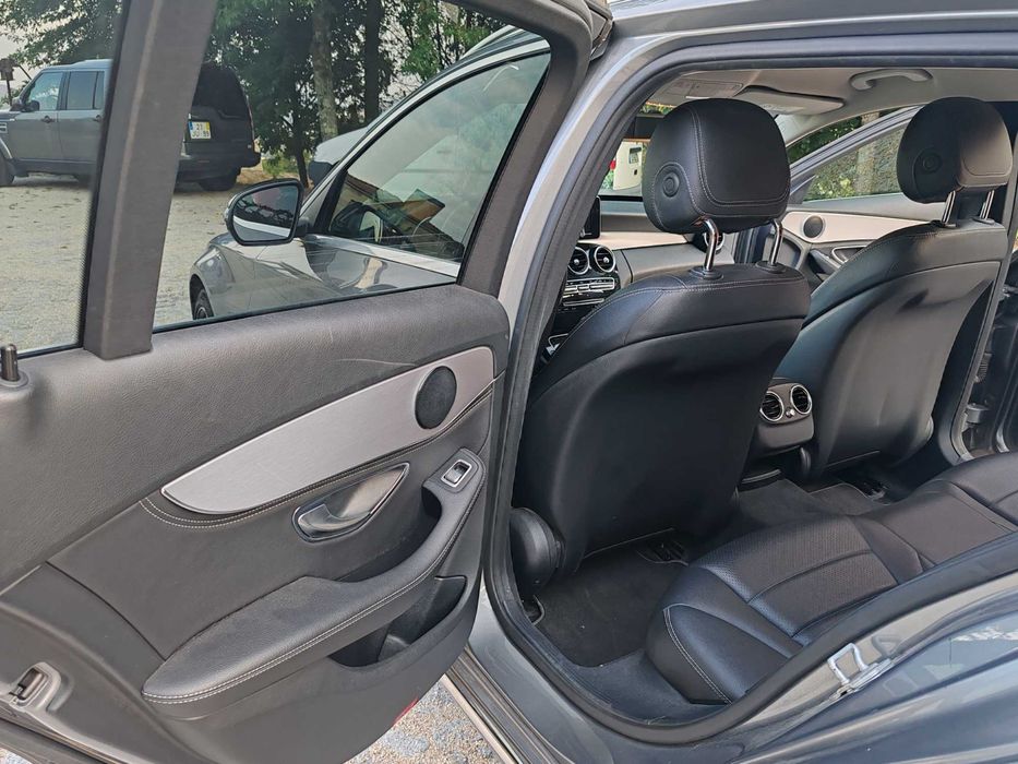 Mercedes-Benz C200