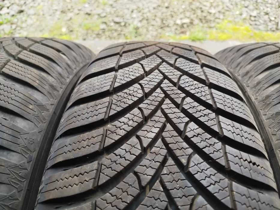 215/70r16  NEXEN  ,  4 opony zimowe   ,   7mm , suv  2023