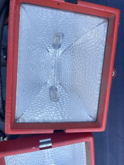 Jupiter 2 lampy oswietlajace ze stojakiem HVG