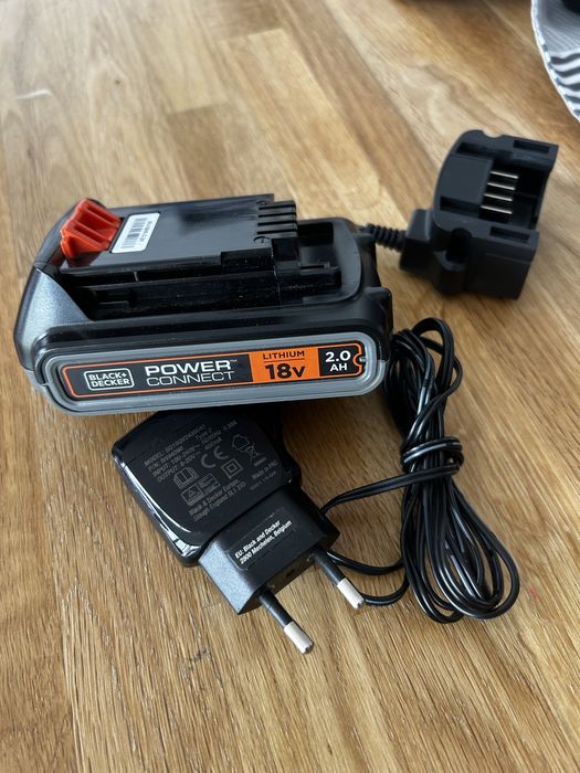 Aspirador de Escova Black & Decker Animal de Estimação 18v