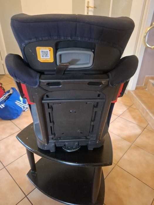 Fotelik samochodowy dla  dziecka