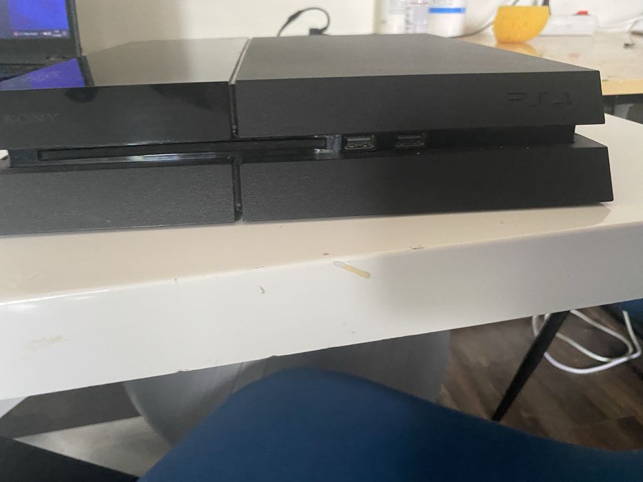 Playstation 4. Sprzedam
